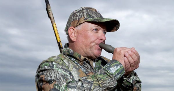 Mark Prudhommes Using Knight and Hale Signature Series Owl Call